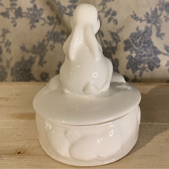VTG Easter Bunny Rabbit Lidded Trinket Box - Picture 6 of 10